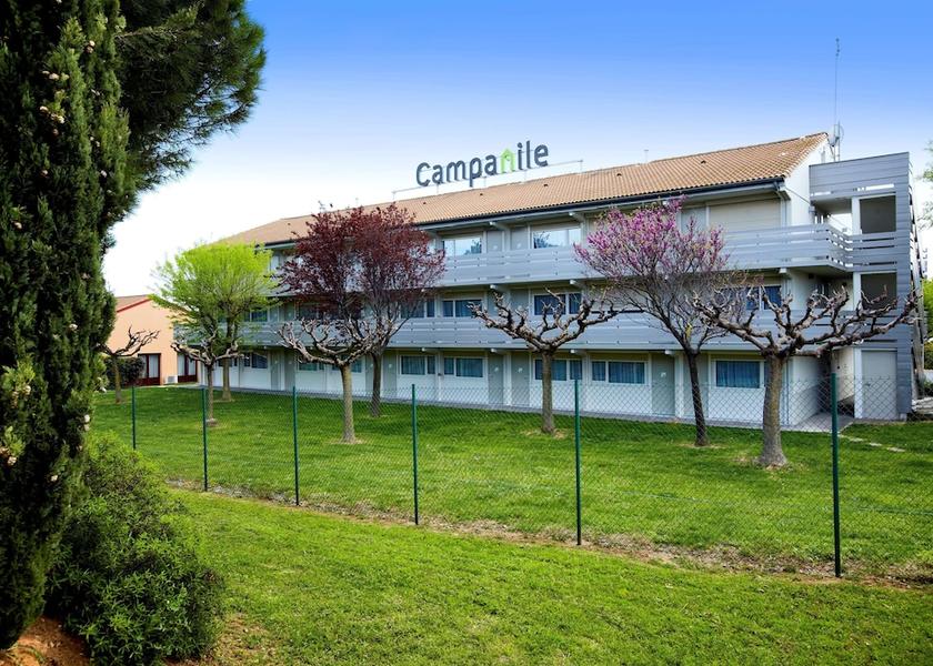 Occitanie Beziers Exterior Detail