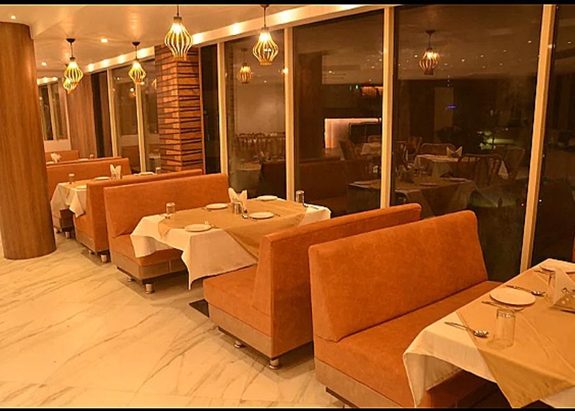 Uttar Pradesh Prayagraj Food & Dining