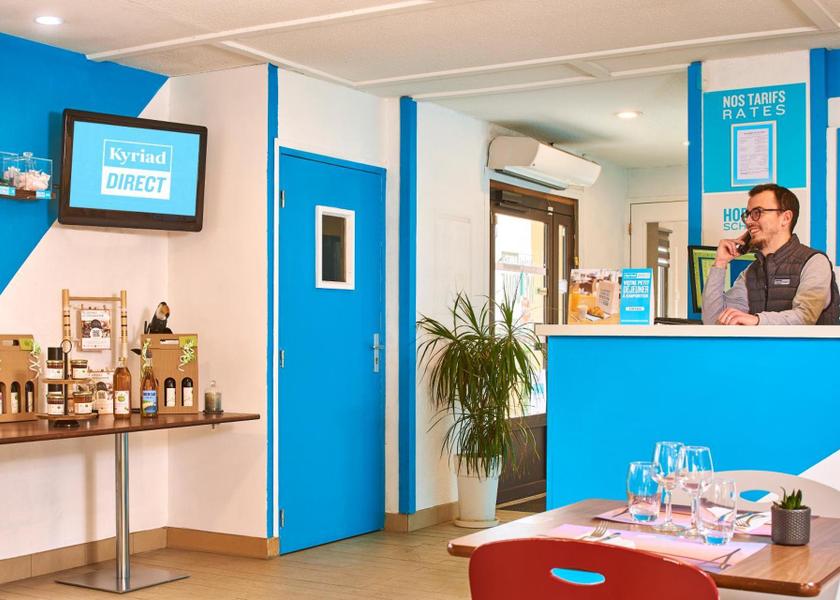 Normandy Gonfreville-l'Orcher lobby