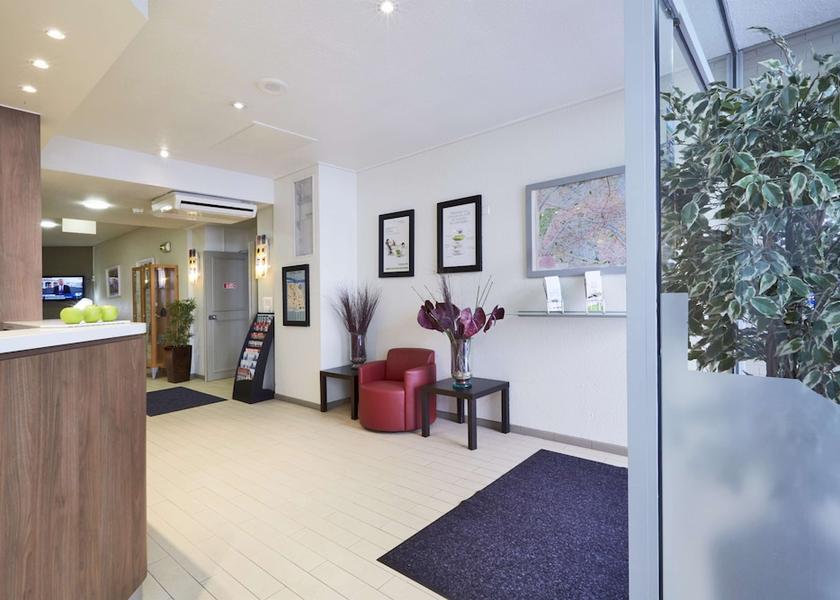 Ile-de-France Levallois-Perret Lobby