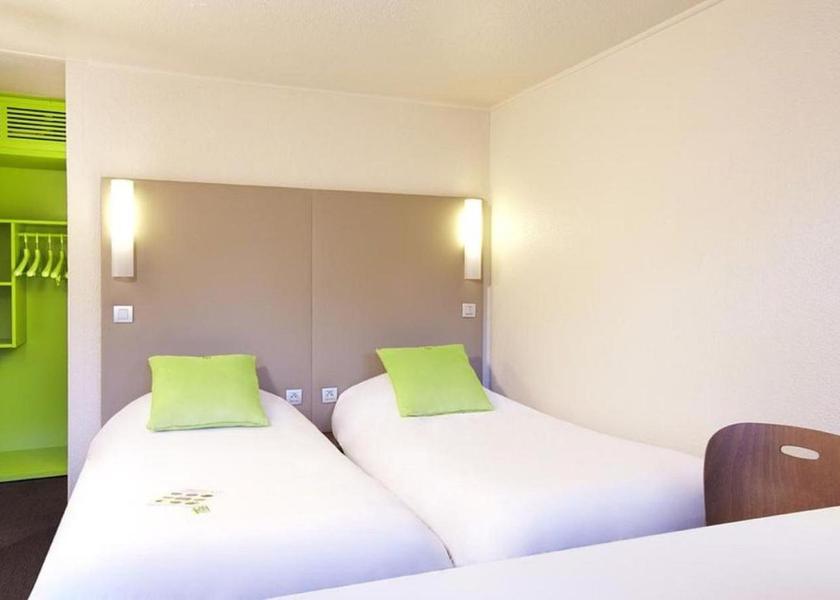 Hauts-de-France Seclin Standard Twin Room with One Single Bed - Up to Ten Years