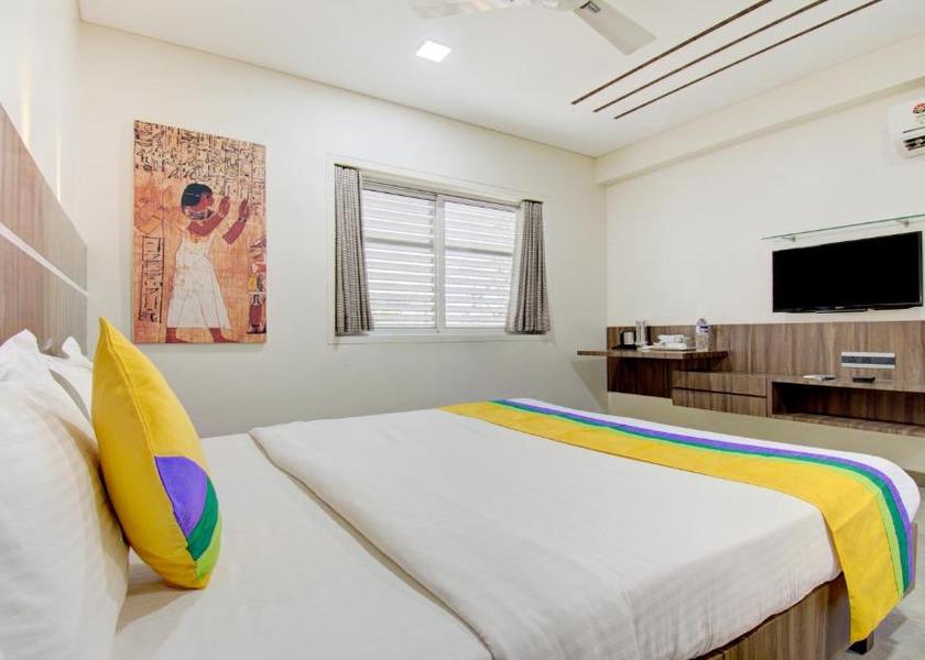 Maharashtra Aurangabad Deluxe Double Room