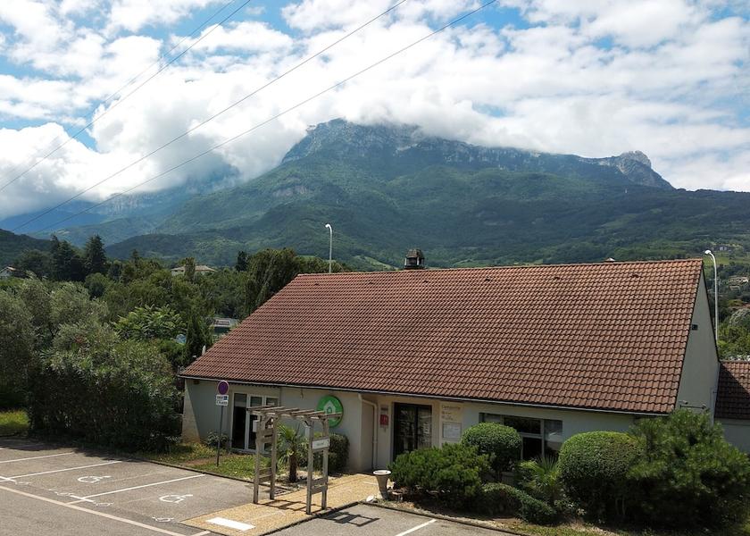 Auvergne-Rhone-Alpes Seyssins Exterior Detail