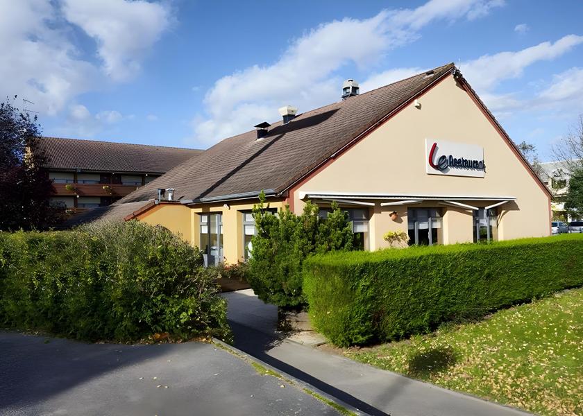 Grand Est Jouy-aux-Arches Hotel Exterior