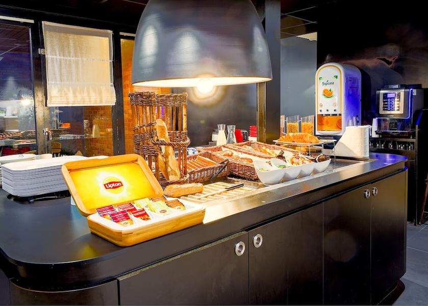 Hauts-de-France Roubaix Breakfast buffet