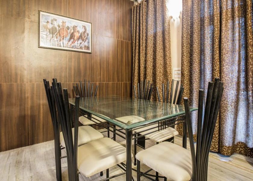 Uttar Pradesh Noida Food & Dining