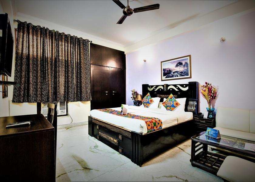 Uttar Pradesh Noida Deluxe Room