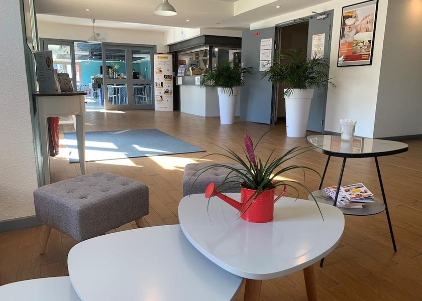Centre-Loire Valley Chambray-les-Tours Reception