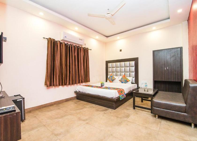 West Bengal Howrah Deluxe Room