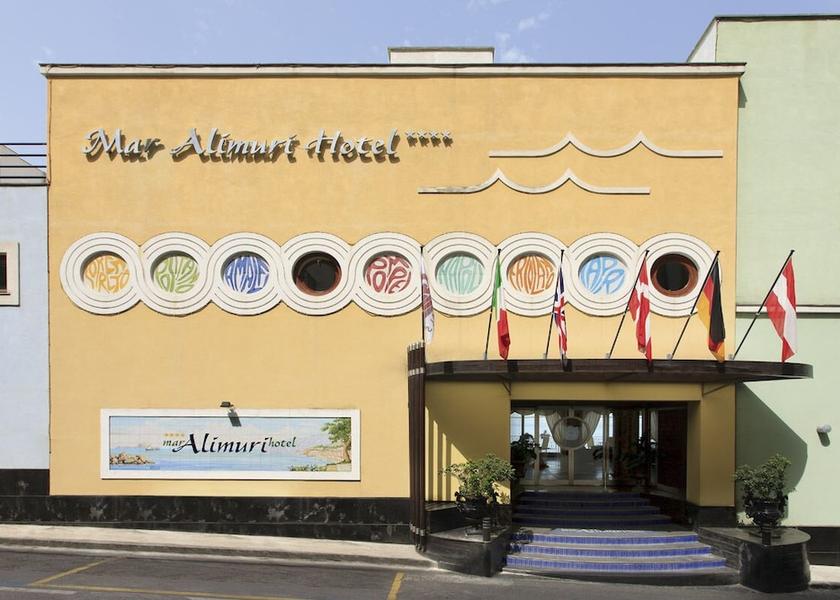 Campania Meta Facade