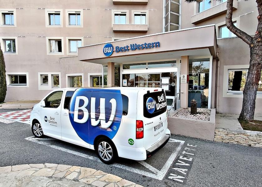 Provence - Alpes - Cote d'Azur Vitrolles Airport shuttle