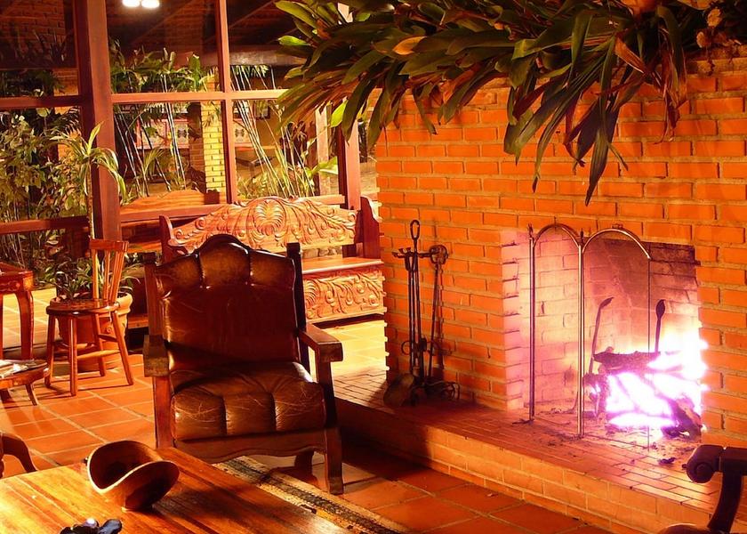 Alajuela La Fortuna Exterior Detail