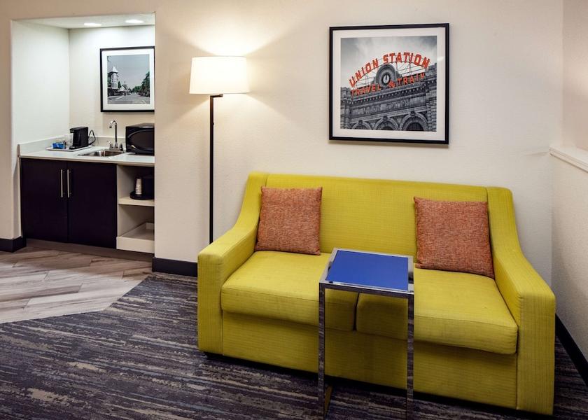 Colorado Parker Minibar