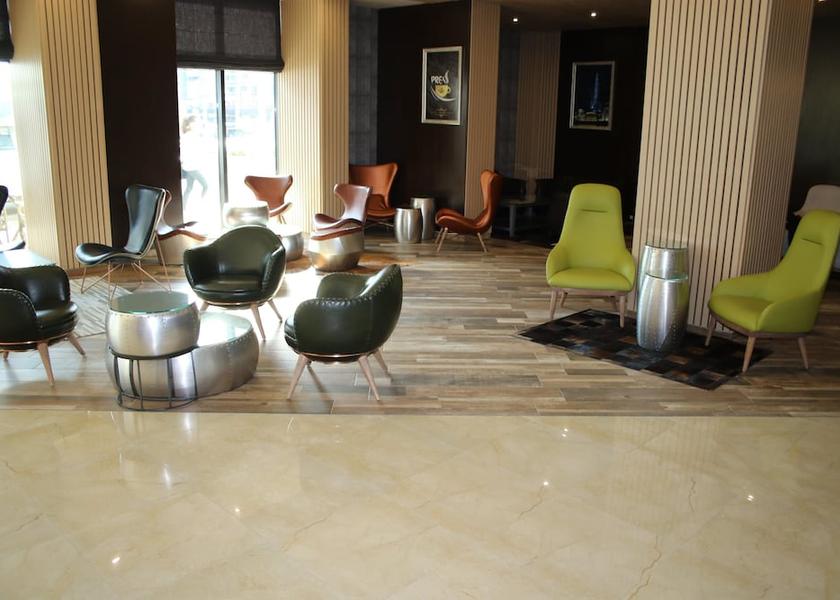  Varna Lobby