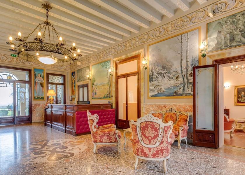 Veneto Gazzo Lobby