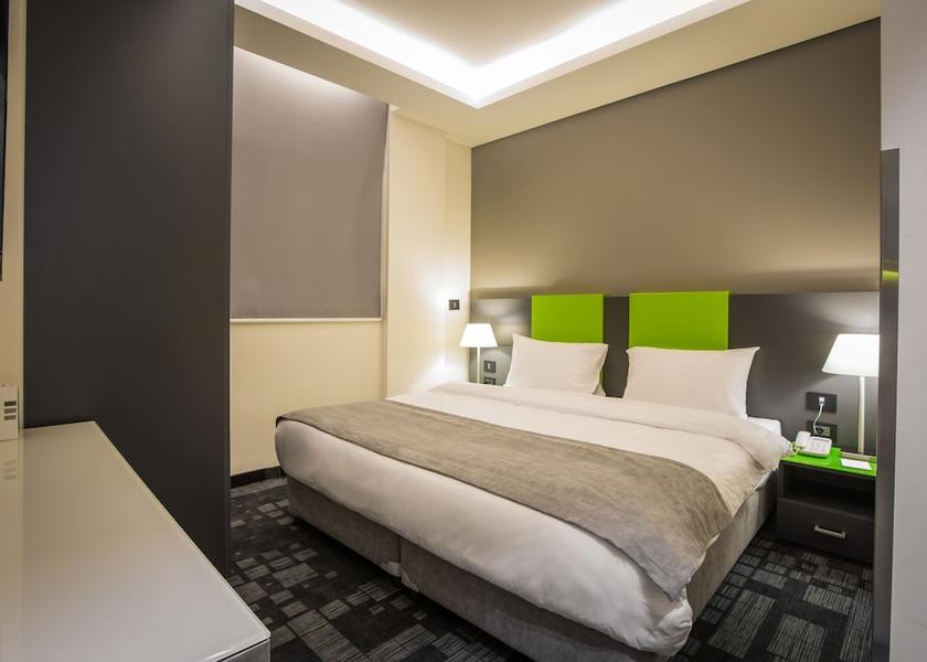  Beirut Room