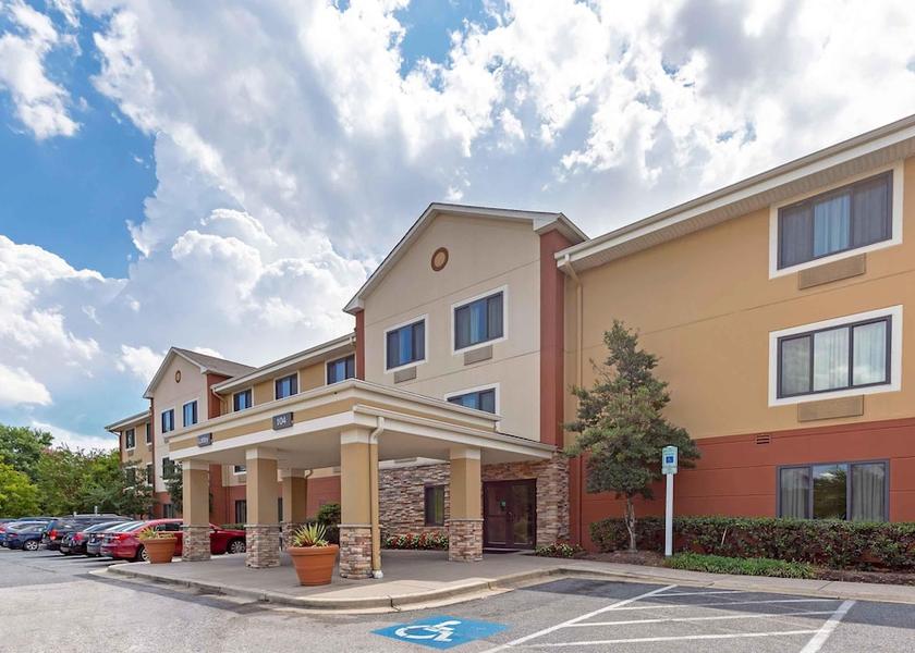 Maryland Glen Burnie Exterior Detail
