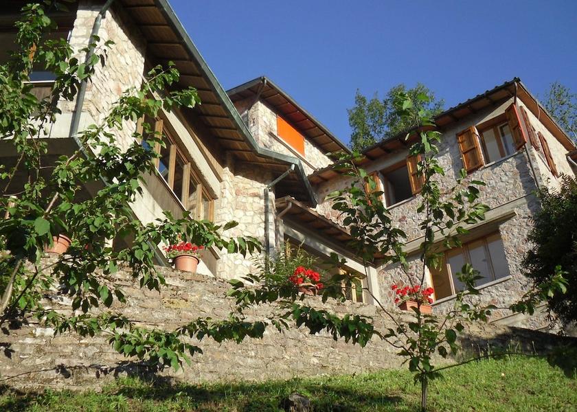 Tuscany Montieri Front of property