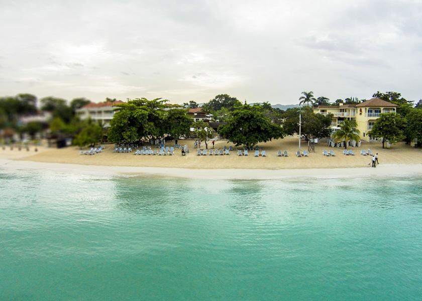 Westmoreland Negril Beach