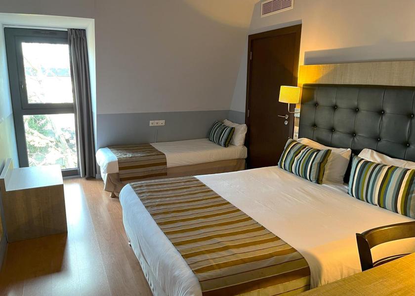 Ile-de-France Argenteuil Superior Room - 1 Double Bed 1 Single Bed