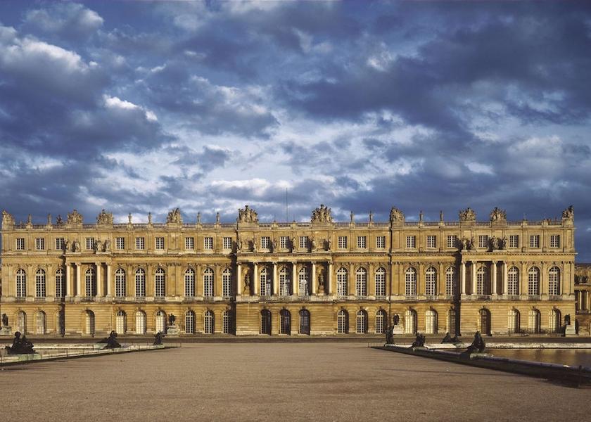 Ile-de-France Montigny-le-bretonneux Exterior Detail