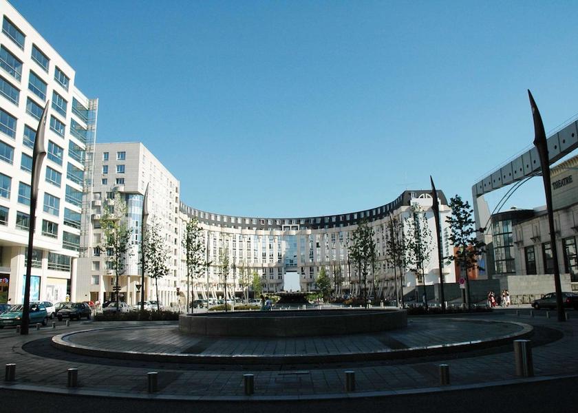 Ile-de-France Montigny-le-bretonneux Exterior Detail