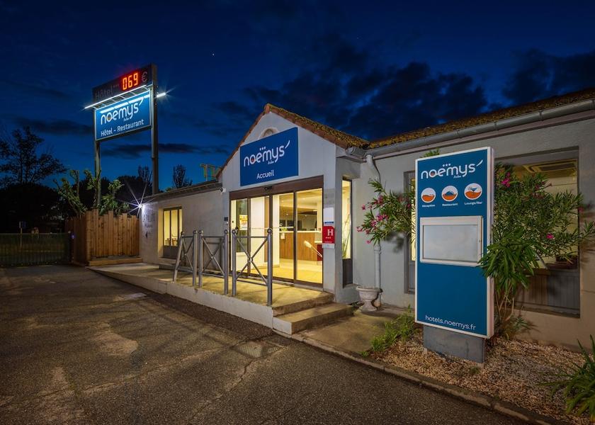 Provence - Alpes - Cote d'Azur Arles Entrance