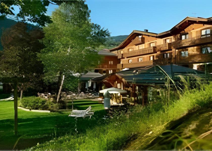 Auvergne-Rhone-Alpes La Clusaz exterior view