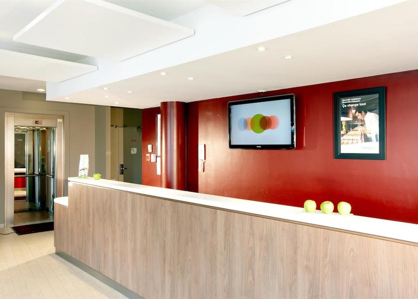 Île-de-France Bussy-Saint-Georges Reception