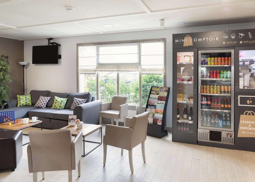 Ile-de-France Morangis Lobby