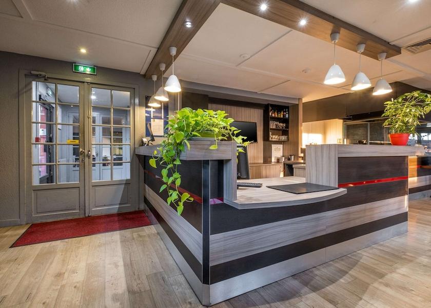 Ile-de-France Rungis Lobby