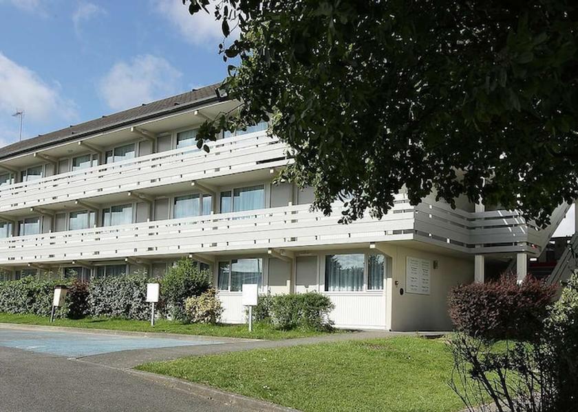 Brittany Taden Facade