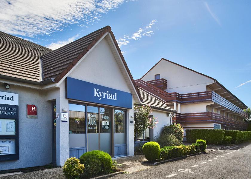 Ile-de-France Brie-Comte-Robert entrance