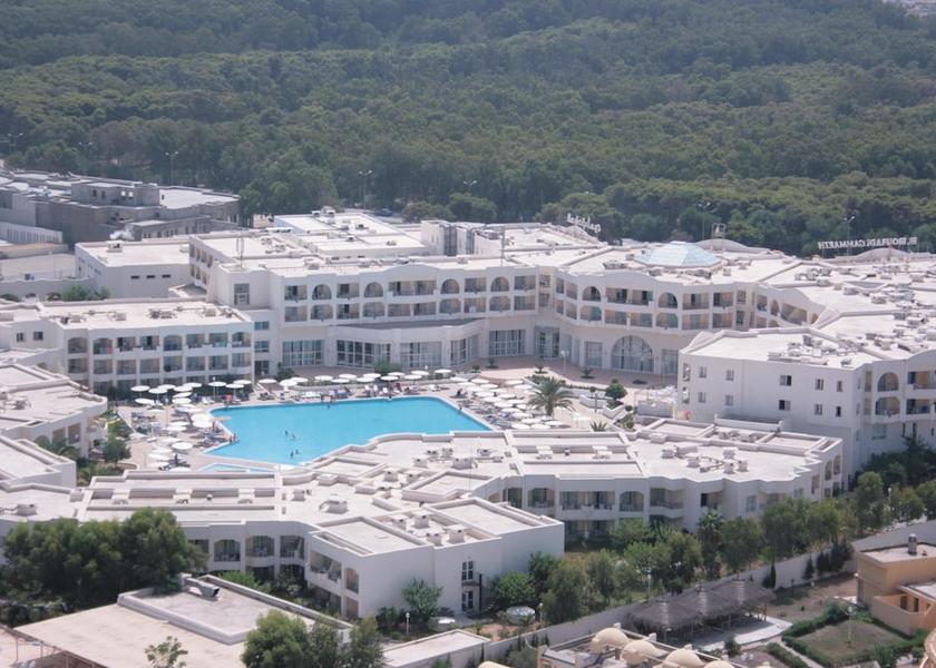  Gammarth Exterior Detail