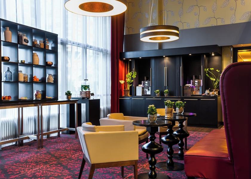 South Holland Leiden Meeting Room