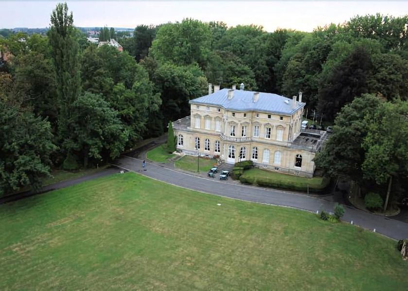 Hauts-de-France Cambrai Exterior Detail
