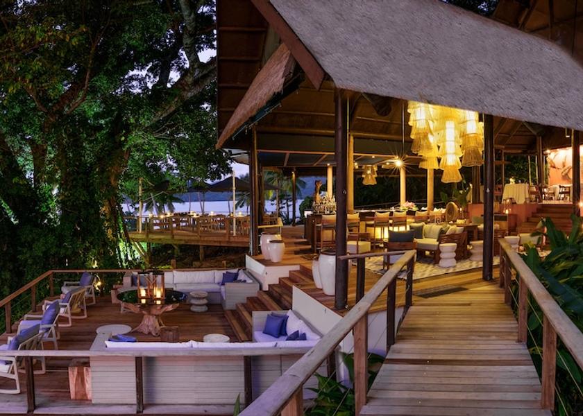 Central Division Royal Davui Island Restaurant