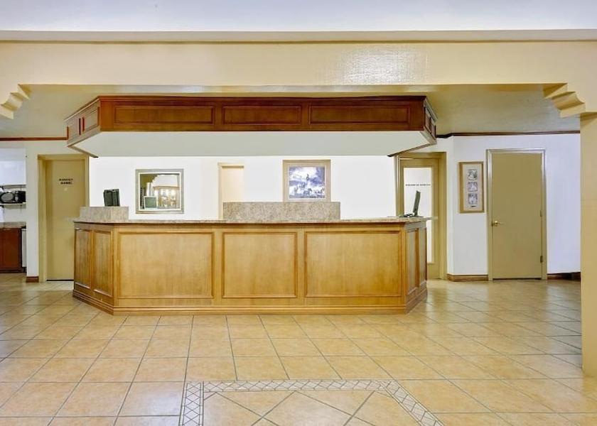 Arizona Kingman Lobby