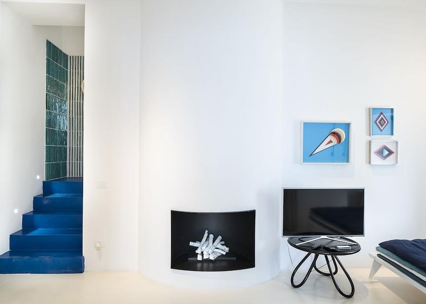 Campania Serrara Fontana Room