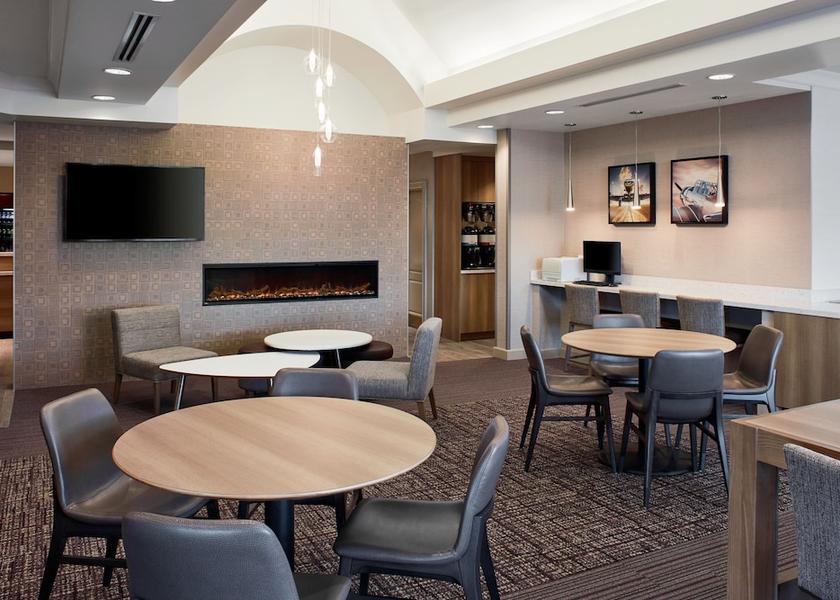 Ontario Mississauga Lobby lounge