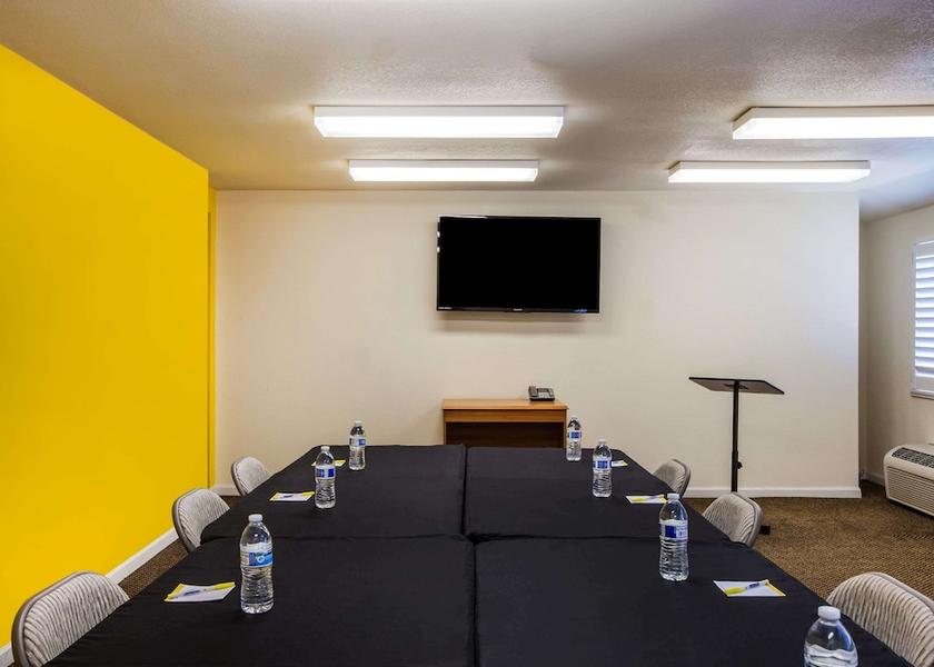 California Antioch Meeting Room