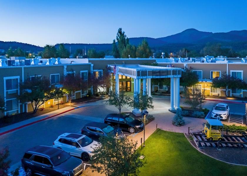 Arizona Williams Exterior Detail