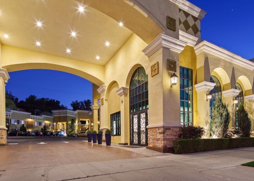 California Woodland Hills Primary image