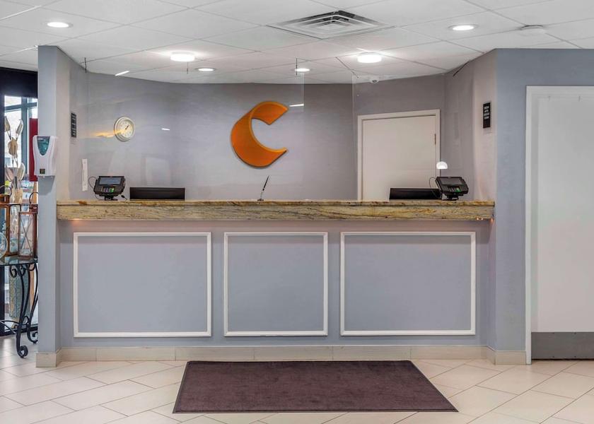Massachusetts Hyannis Lobby
