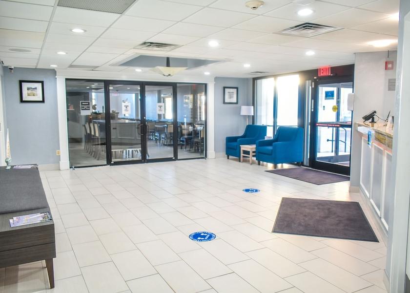 Massachusetts Hyannis Lobby