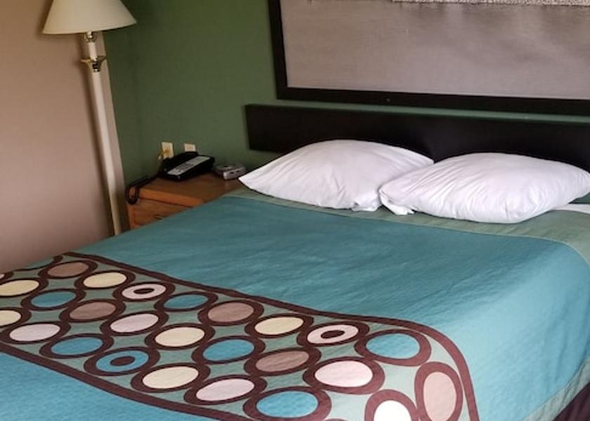 Illinois Granite City Room