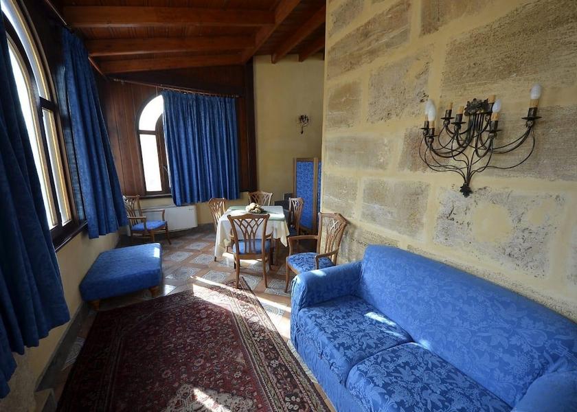 Sicily Monreale Lobby