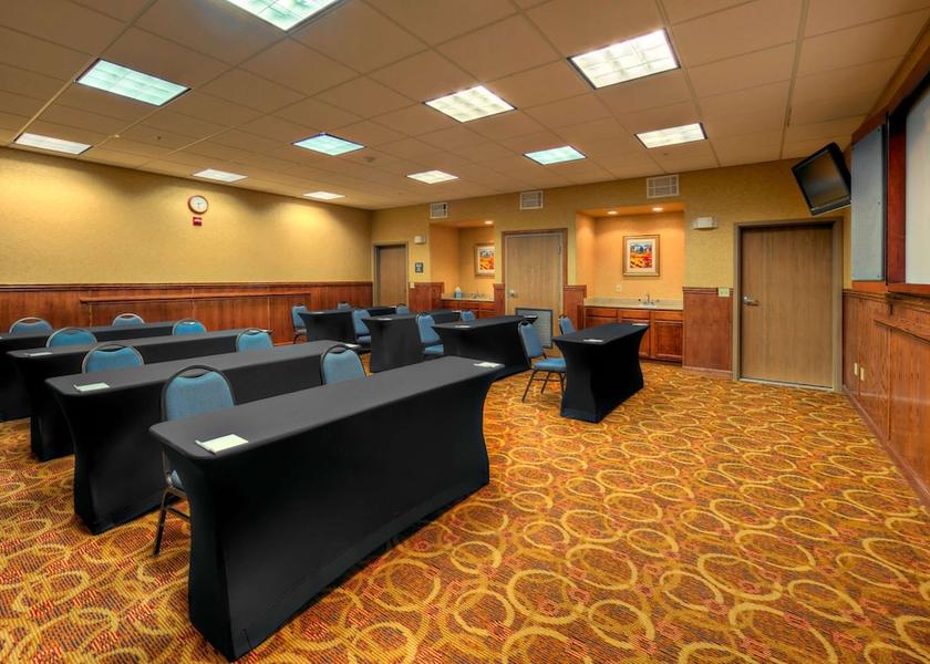 California Palmdale Meeting Room