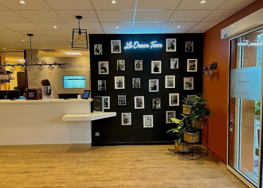 Auvergne-Rhone-Alpes Chaponnay Reception