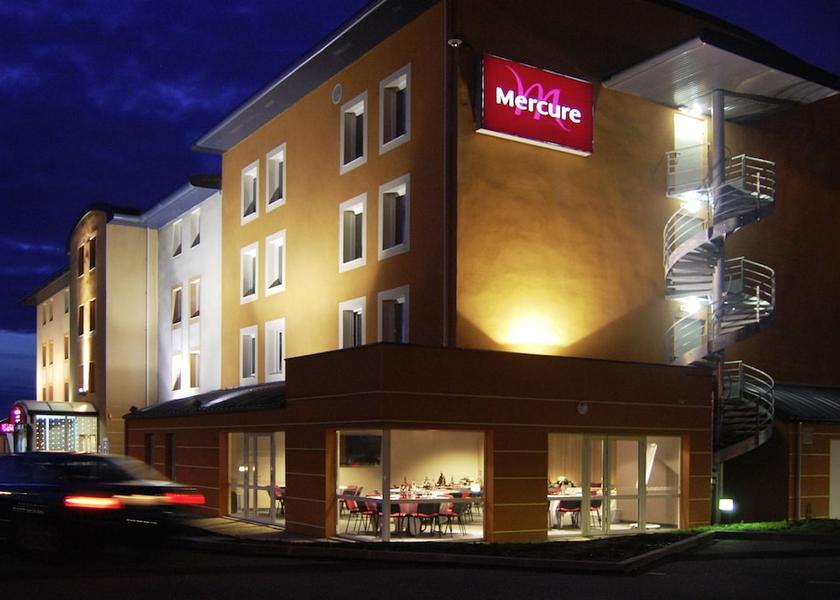 Auvergne-Rhone-Alpes Chaponnay Exterior Detail